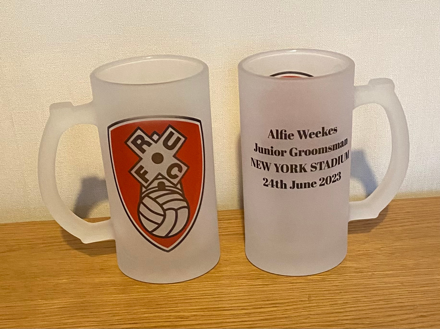 Rotherham United Frosted Glass Stein, 16oz Glass, 450ml, Cold Use, Perfect Gift, Personalised
