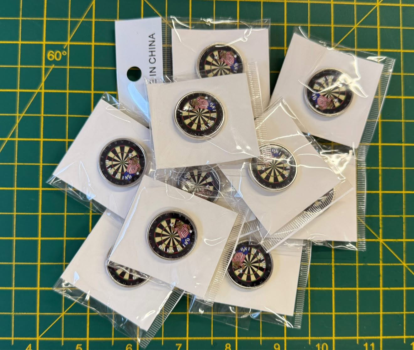 Darts 180, Pin Badge, Bully, Supporter, Club, Pin